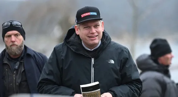 İsveç’te Kur’an-ı Kerim yakan İslam düşmanı Rasmus Paludan’dan yeni tehdit! Rusya Büyükelçiliği önünde de yakabilirim