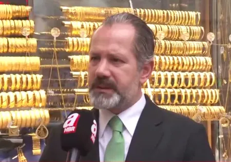 Gram altın için alım fırsatı! İslam Memiş A Haber'de rakam verdi | Altın fiyatları düşer mi? İşte anlık güncel rakamlar