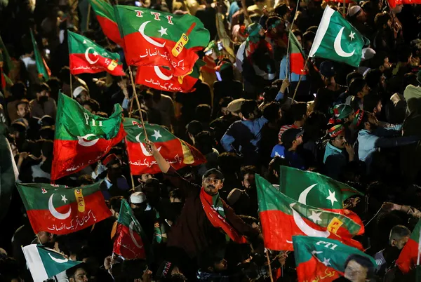 1650148112328.jpg Dört ay önce ABD Pakistan'daki muhalefet parti üyeleriyle buluştu mu? Pakistan'da İmran Han ABD'ye seslendi: Benimle ne sorununuz var? - 5
