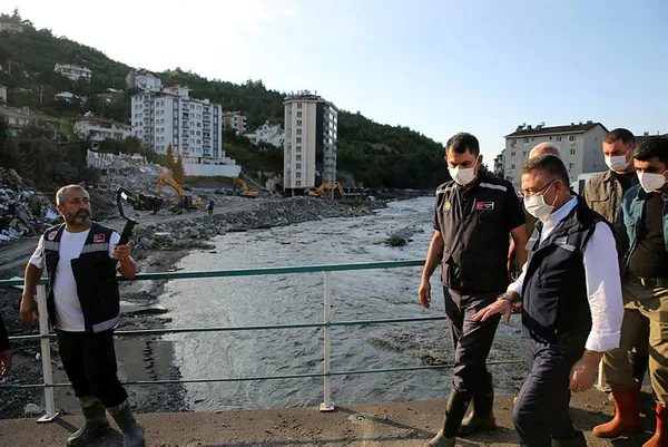 Son dakika: Çevre ve Şehircilik Bakanı Murat Kurum'dan selzedelere güzel haber! En geç 1 yıl içinde... - 1