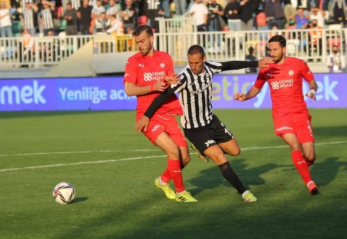 Altay 1-1 Sivasspor MAÇ SONUCU-ÖZET | Süper Lig 11. hafta