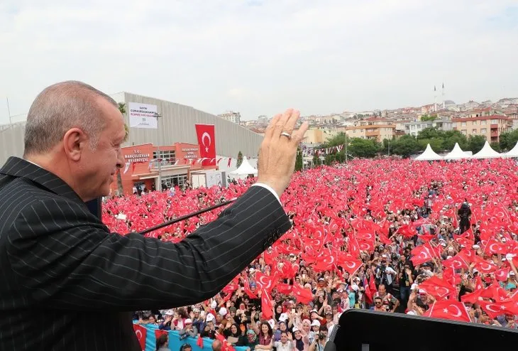 Başkan Erdoğan’a İstanbul’da sevgi seli