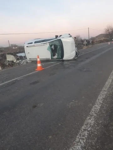 Şanlıurfa Siverek'te feci kaza! Yaralılar var - 3