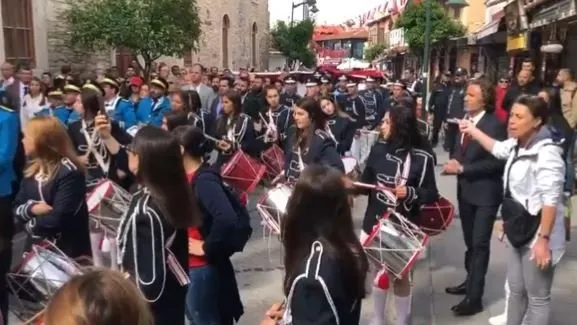 CHP’li başkan Muammer Ekrem Oran'dan 19 Mayıs’a gölge düşüren hareket! Gençlerin yürüyüşünü engelledi - 4