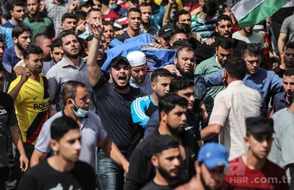 Filistinli çocuğun şehit babasına yürek yakan vedası: Allah yolunu açık etsin