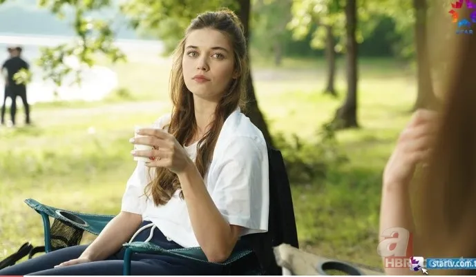 Yalı Çapkını Seyran ünlü olmadan önce bambaşkaymış! Estetikli diyenler haklı çıktı! İşte Afra Saraçoğlu'nun eski hali... 6