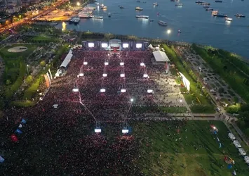 CHP'nin İstanbul mitinginde büyük boşluklar! Bay Kemal ve yardımcılarını üzecek tablo! O anlar drone kamerası görüntülerine yansıdı