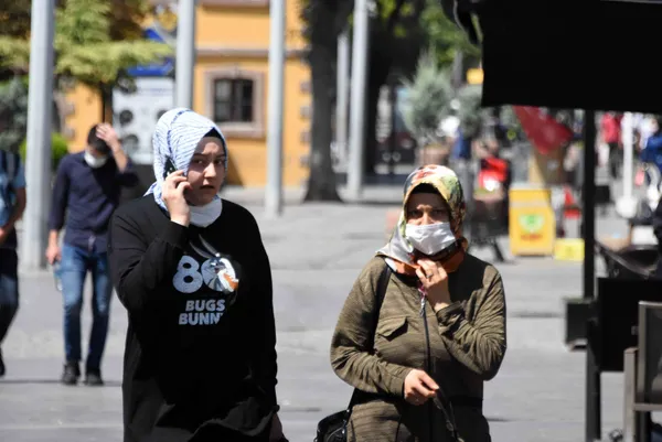 1636006007602.jpg Aşılamada yeni dönem bugün başlıyor! BioNTech üçüncü doz aşısı ne zaman yapılmalı? - 1