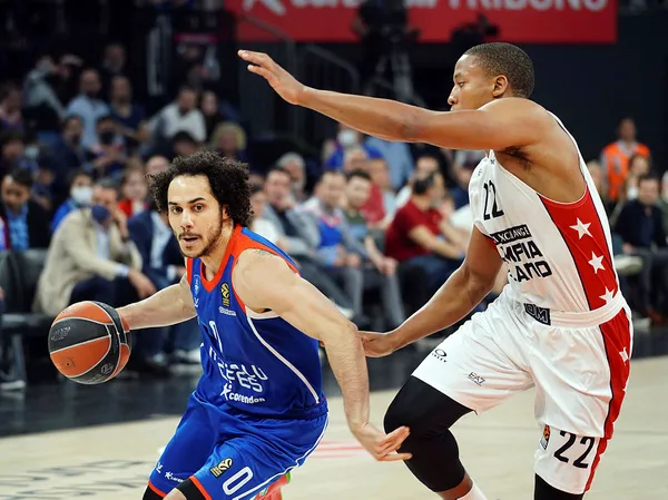 anadolu-efes-final-foura-yuruyor-anadolu-efes-77-65-olimpia-milano-mac-sonucu-ozet-1651012125295.jpg Anadolu Efes Final Four'a yürüyor! Anadolu Efes 77-65 Olimpia Milano (MAÇ SONUCU-ÖZET) - 2