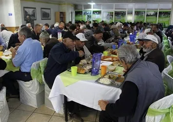 Türkiye’den dünyaya 150 milyon TL’lik iftar