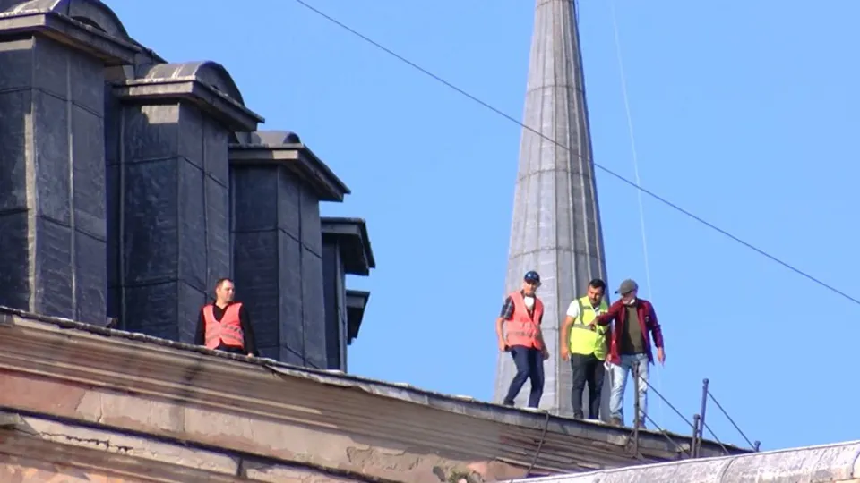 Ayasofya Camii’nde dikkat çeken an! Böyle görüntülendi