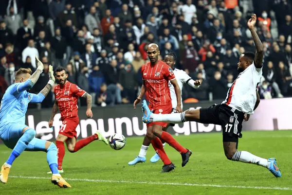 Beşiktaş'ta Larin gelişmesi! Geri adım attı - 3