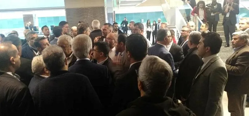 İBB'nin ulaşım çalıştayında kavga!