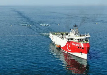 Türkiye NAVTEX ilan etti Yunan komutan Atina'ya döndü