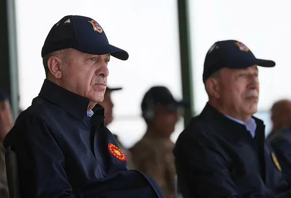 Son dakika: Milli Savunma Bakanı Hulusi Akar'dan Yunanistan'a çok sert tepki: Bu bir ikiyüzlülüktür! - 4