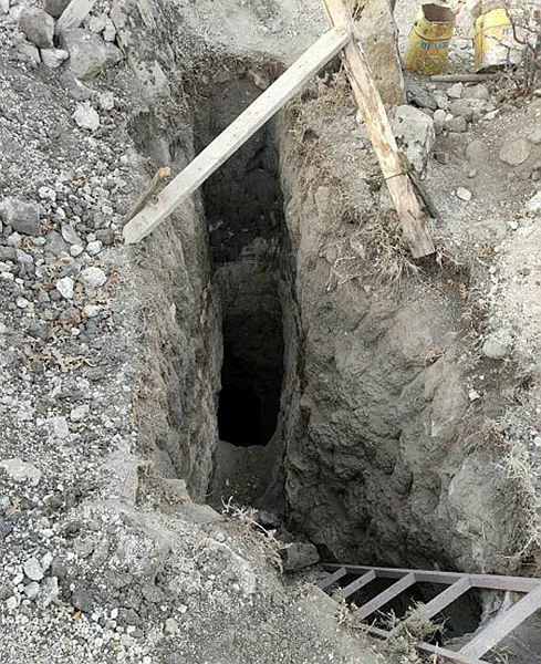 Eskişehir’de kaçak define kazısı yapan 15 kişi 10 dinamit lokumu ile yakalandı