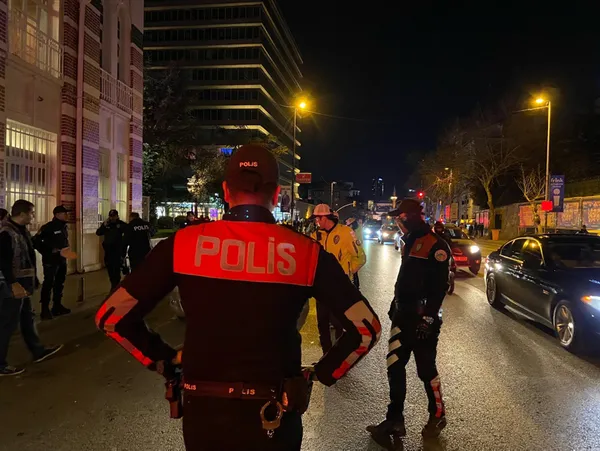 Son dakika | İstanbul'da ekipler sahaya indi! Yeditepe Huzur asayiş uygulaması yüzlerce şüpheli gözaltına alındı - 4