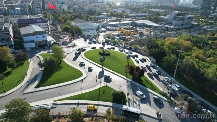 Vatandaş CHP’li İBB’ye isyan etti: Tek yaptıkları metro pankartını asmak! Tamamlanmayan Ataköy İkitelli metro hattı trafiğe neden oluyor!