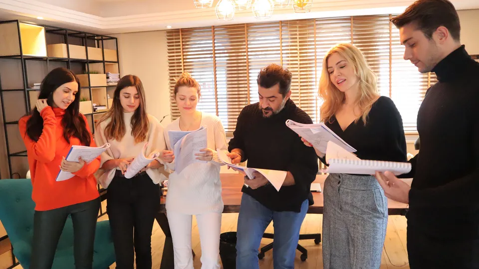 Atv’nin bomba dizisi Kardeşlerim sete çıkmak için gün sayıyor!