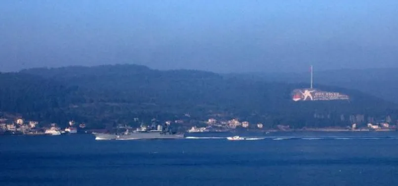 Son dakika: Doğu Akdeniz'de hareketli saatler! Rus savaş gemileri peş peşe Çanakkale Boğazı'ndan geçti