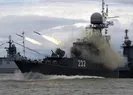 Rusya savaş gemileriyle gövde gösterisi yaptı