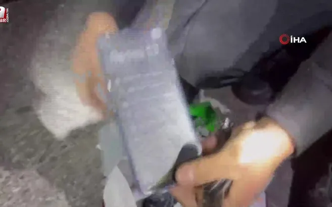 Yolcu otobüsünün motorundan çıkanlar şoke etti