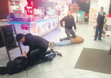 Siber çeteye AVM’de baskın