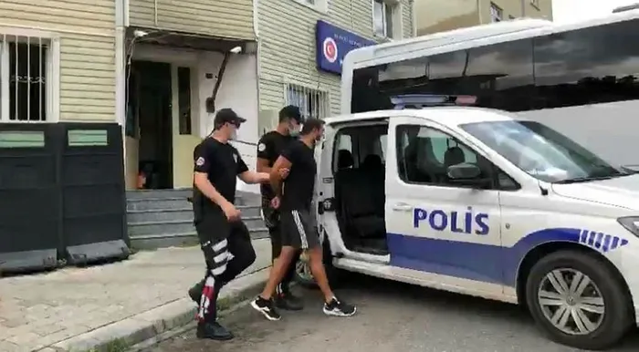 CHP’li İBB Sözcüsü Murat Ongun A Haber çalışanlarını darbeden cankurtaranlara sahip çıktı! Saldırganlarla ilgili flaş gelişme