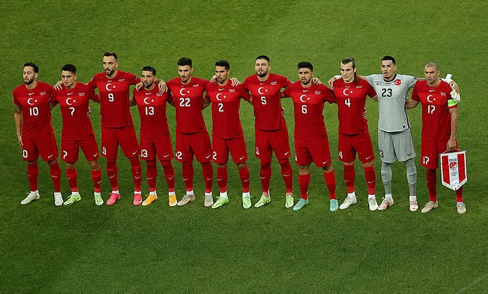 Şenol Güneş'ten İsviçre maçı öncesi flaş karar! 5 ismi yedek kulübesine çekiyor | İşte Türkiye'nin muhtemel 11'i - 5