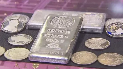 Yatırım için altın mı gümüş mü almalı mı?