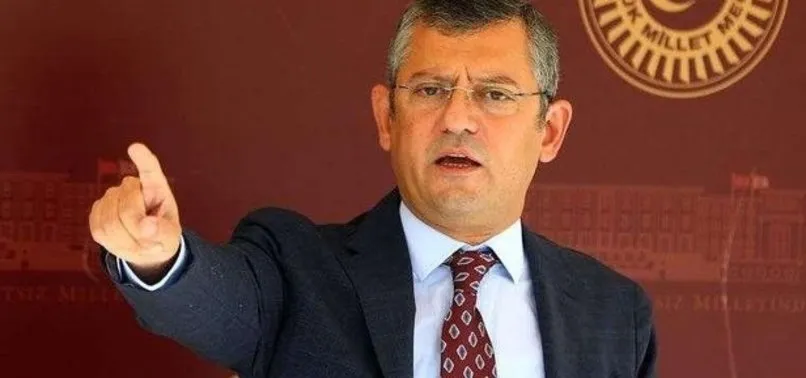 CHP ilçe kongresinde kaos dolu ortam! Özgür Özel memleketinde darbeyi yedi! CHP yandaşı Yarkadaş: Özel açısından manidar…