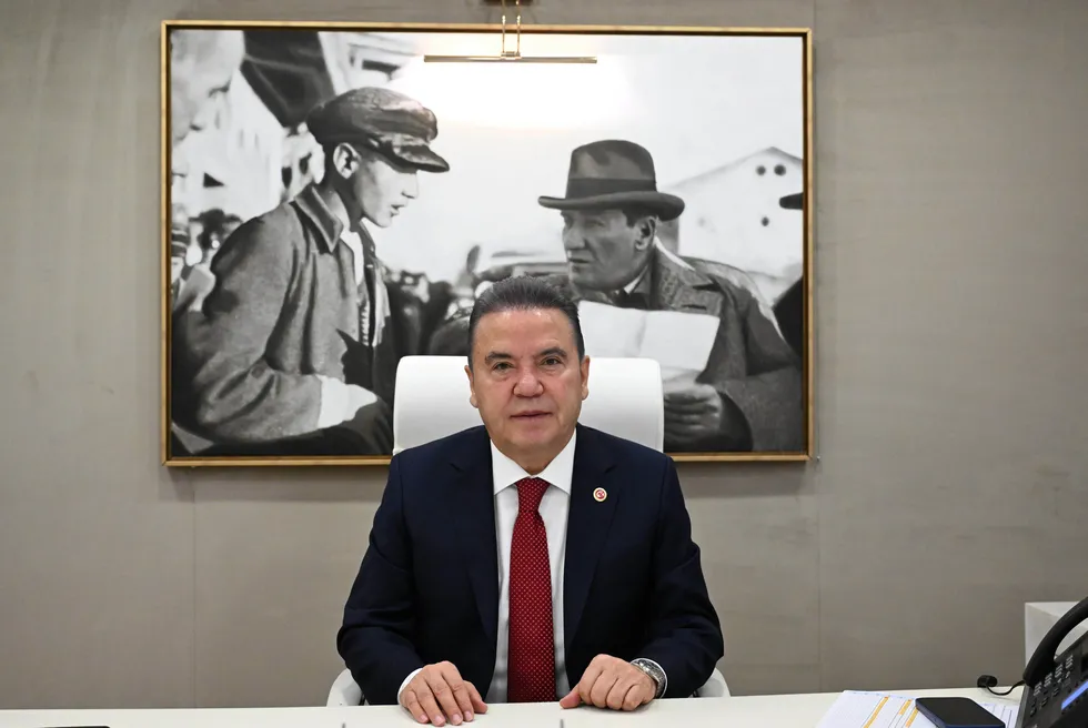 Muhittin Böcek: "Bu süreçte dost bildiklerimizin yanlış yaptığını gördüm" - 1