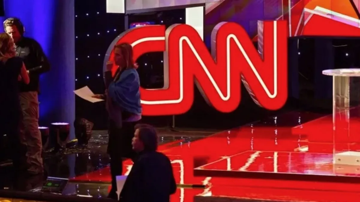 CNN soykırımcıların avukatlığına soyundu! Muhabir İsrail baskısına dayanamayıp istifa etti!