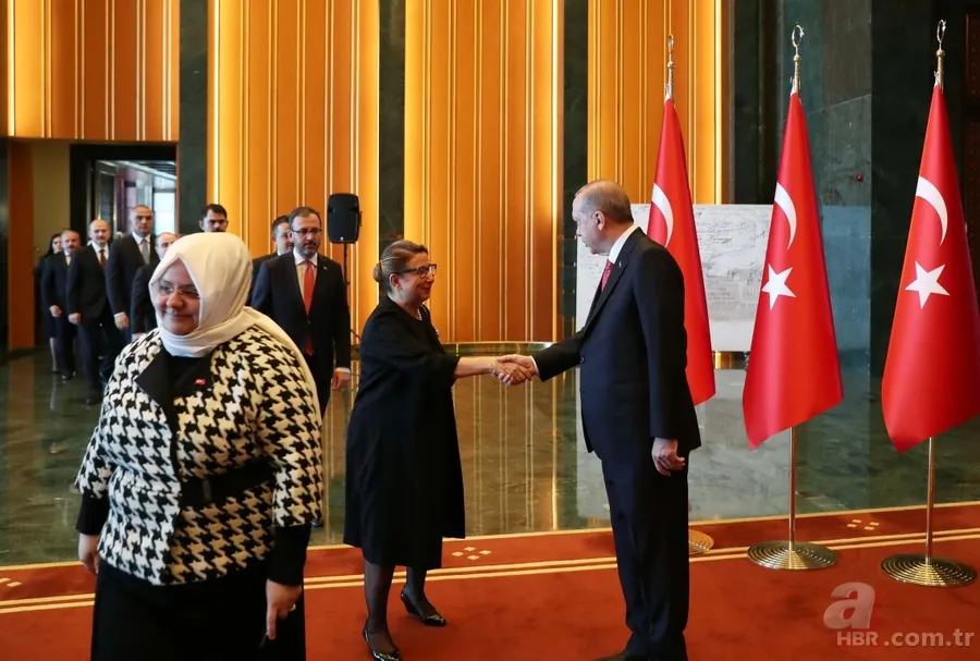 Külliye'deki törende Başkan Erdoğan'ın arkasında yer alan panonun önemi ne? 7