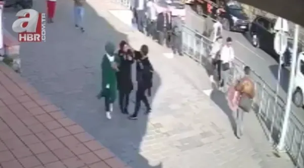 İstanbul'da başörtülü öğrencilere saldıran Semahat Yolcu'ya hapis cezası - 2