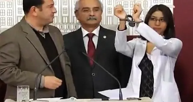 Terörist Özge Aydın, YPG/PKK’nın yasa dışı sol örgütlerle ilişkisini bir kez daha ortaya çıkardı