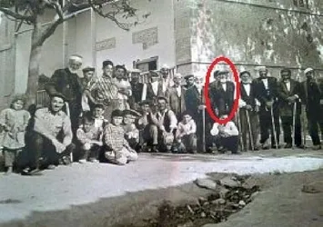 99 yıl sonra gelen onur! "İstiklal Madalyası" babasının mezarına götürdü