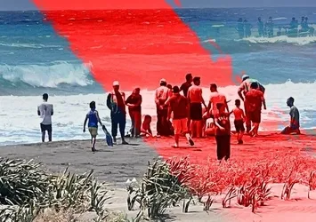 Evlatlarının suda çırpındığı görünce tereddüt etmedi! Babalar Günü'nde acı olay