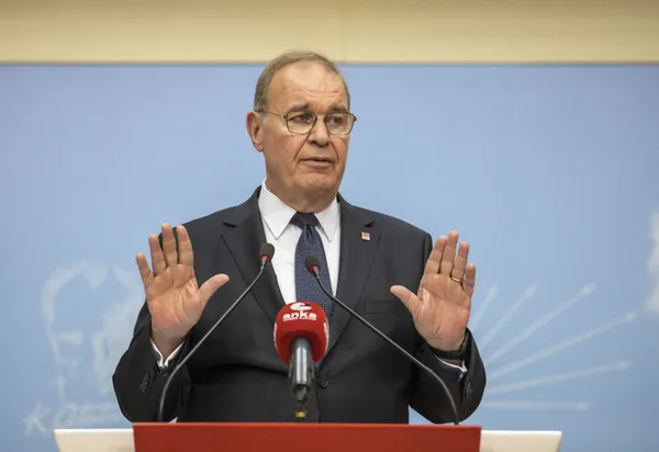 pkk-yalanlarina-siginan-chpli-tanrikuluna-partiden-sus-mesaji-mehmetcigimizin-sicili-temizdir-aciklamayi-dogru-1666367775266.jpg PKK yalanlarına sarılan CHP'li Tanrıkulu'na partiden 'sus' mesajı: Mehmetçiğimizin sicili temizdir açıklamayı doğru bulmuyoruz - 3