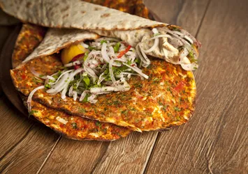 Diyet lahmacun olur mu?