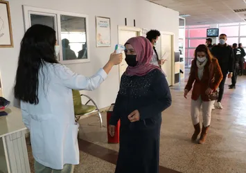Pandemi kuralları en iyi durumda olan il! Koronavirüs Hakkari'den temizlendi
