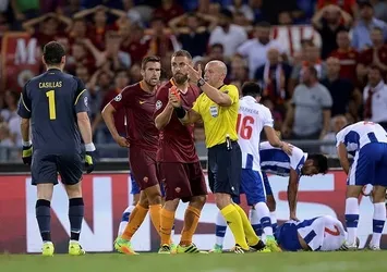 İtalya'da müthiş maç! Porto gruplara kaldı