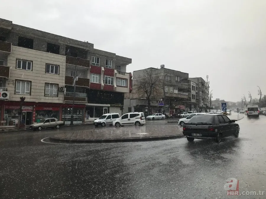 Şanlıurfa’da şiddetli sağanak sonrası sel! Korkunç görüntüler... Belediye Başkanı son durumu A Haber'de anlattı 14