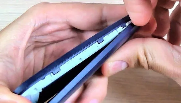 Eski telefonunu atmak yerine bakın ne yaptı! Rus mühendis Nokia telefonunu öyle bir şeye çevirdi ki...
