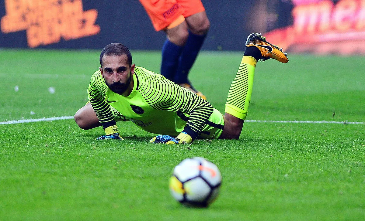 Galatasaray'dan Volkan Babacan hamlesi! Son söz Başkan Göksel Gümüşdağ'da