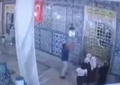 Eyüp Sultan’a çirkin saldırı kamerada