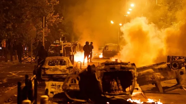 1688484181180.jpg Fransa'da kamu düzenini tehdit eden paylaşımlara hapis cezası yolda! Olaylar sonrası Macron'dan yeni karar - 4