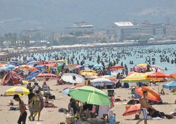 Türkiye'ye gelen turist sayısı yüzde 14,5 arttı