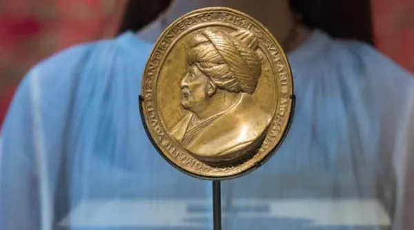 1667301698797.jpg CHP'li İBB'nin "Bizans İmparatoru Muhammed" yazan madalyon yalanı çöktü! AK Partili Türkyılmaz her şeyi açıkladı - 4