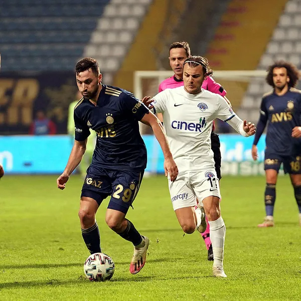 trabzonspordan-yusuf-erdogan-bombasi-bordo-mavililer-eski-oyuncuyla-yeniden-anlasti-1642107539404.jpg Trabzonspor'dan Yusuf Erdoğan bombası! Bordo mavililer eski oyuncuyla yeniden anlaştı - 1